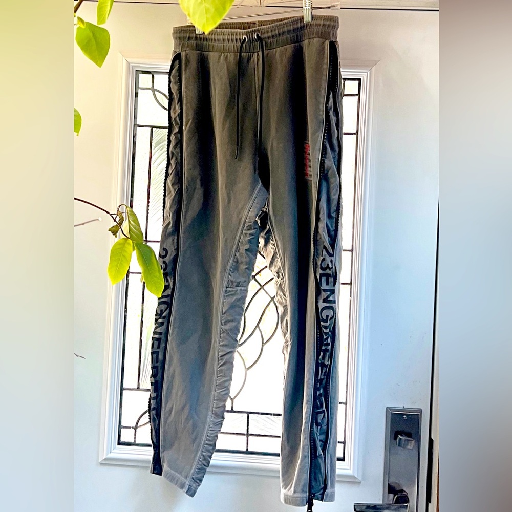JORDAN Standard Fit - 23 Engineered Grey Sweatpants